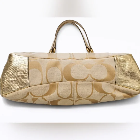 ✨ Coach Chelsea Jayden Signature Carryall | Cream & Gold | Like New ✨ - Picture 4 of 13